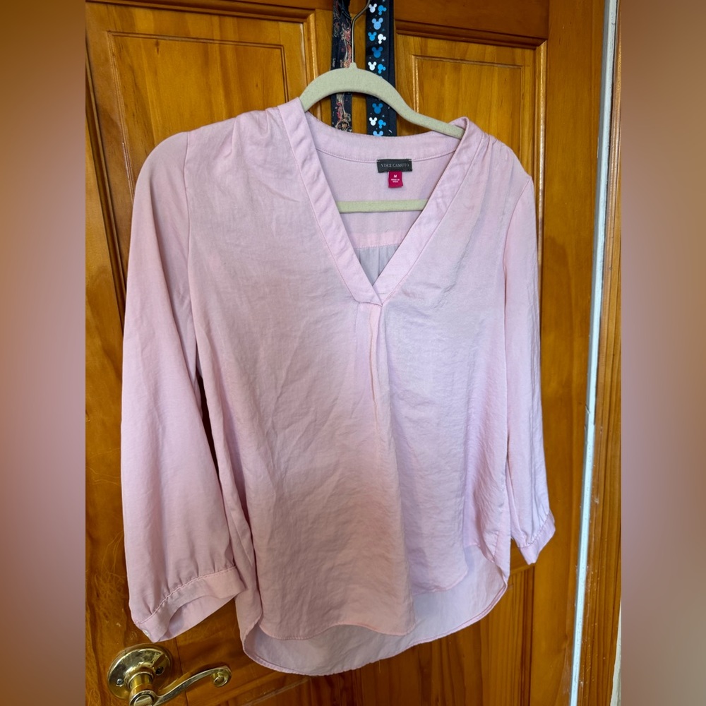 Women’s Vince Camuto Pink Long Sleeve Blouse Size Medium